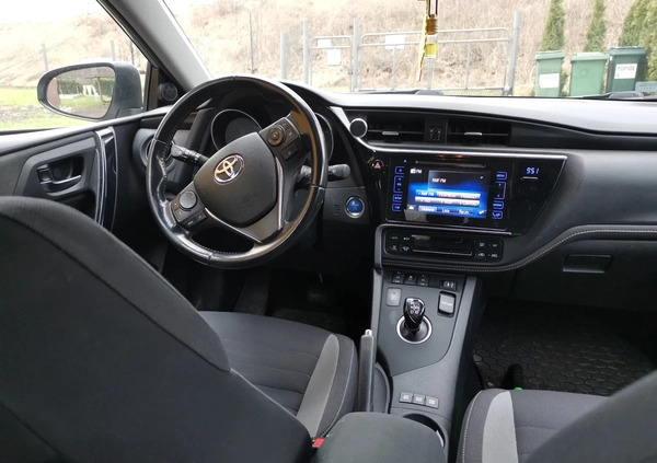 Toyota Auris cena 62500 przebieg: 168000, rok produkcji 2017 z Siedliszcze małe 16